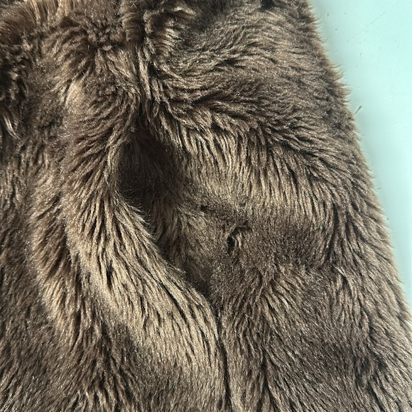 Mini Boden Faux Fur Vest 11/12 - Picture 5 of 6